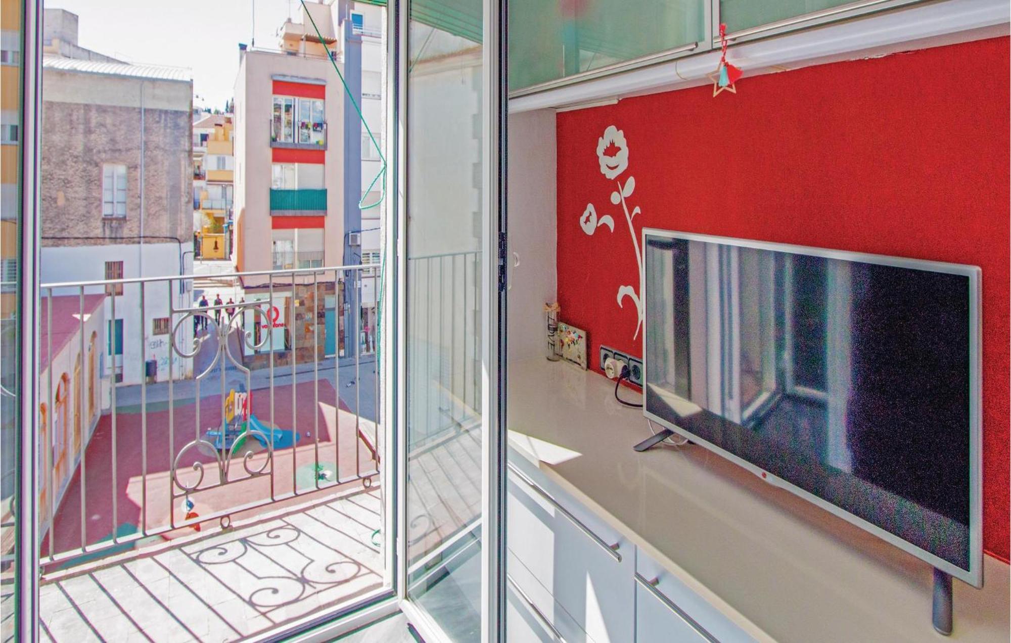 2 Bedroom Cozy Apartment In Blanes Exterior foto