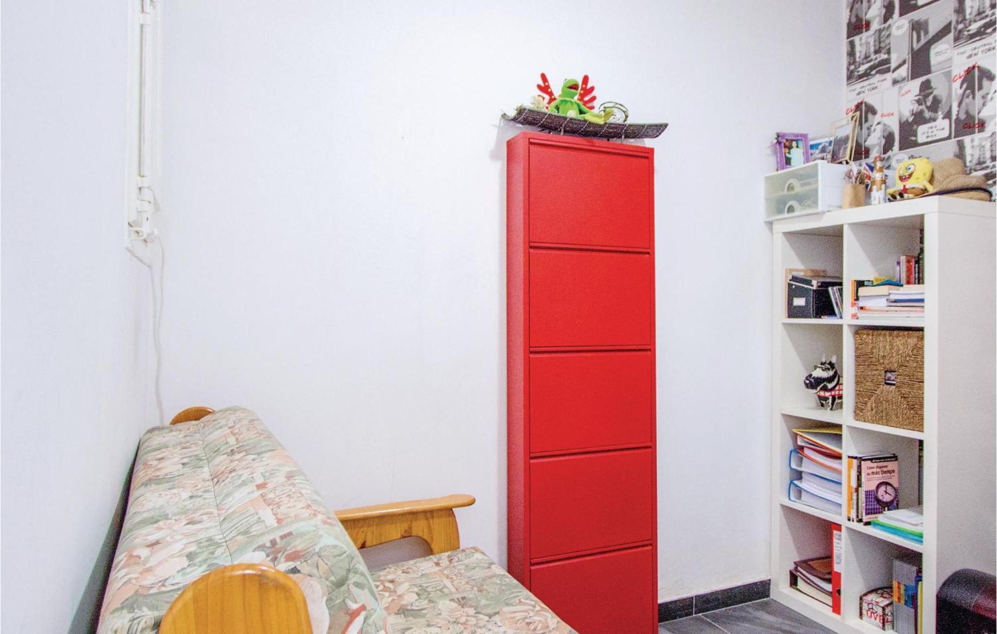 2 Bedroom Cozy Apartment In Blanes Exterior foto
